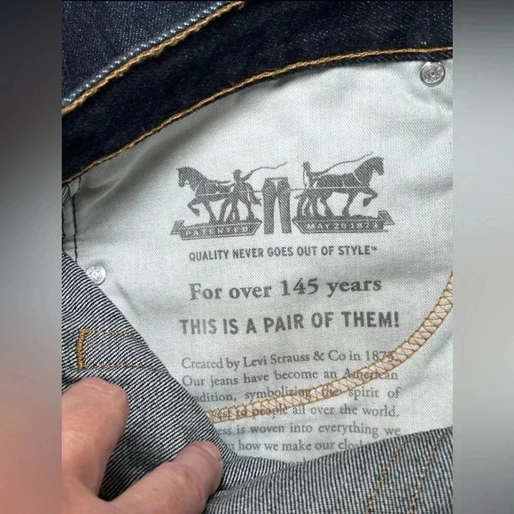 Levi’s Jeans Mens 42 X 32 Blue Denim 505 Straight Leg Dark Wash American - Picture 6 of 6